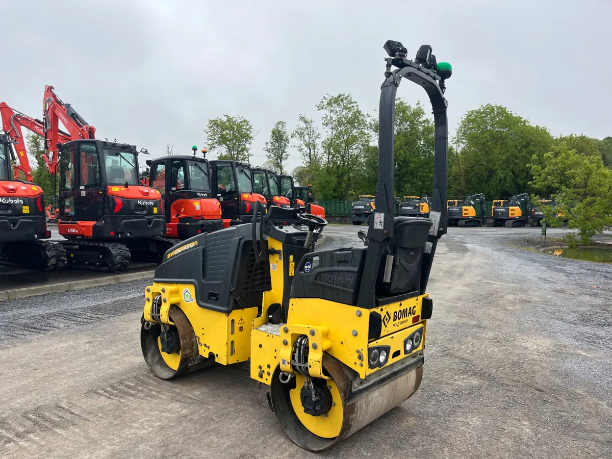2021 Bomag BW100ADM-5 Tandem Roller - Image 3