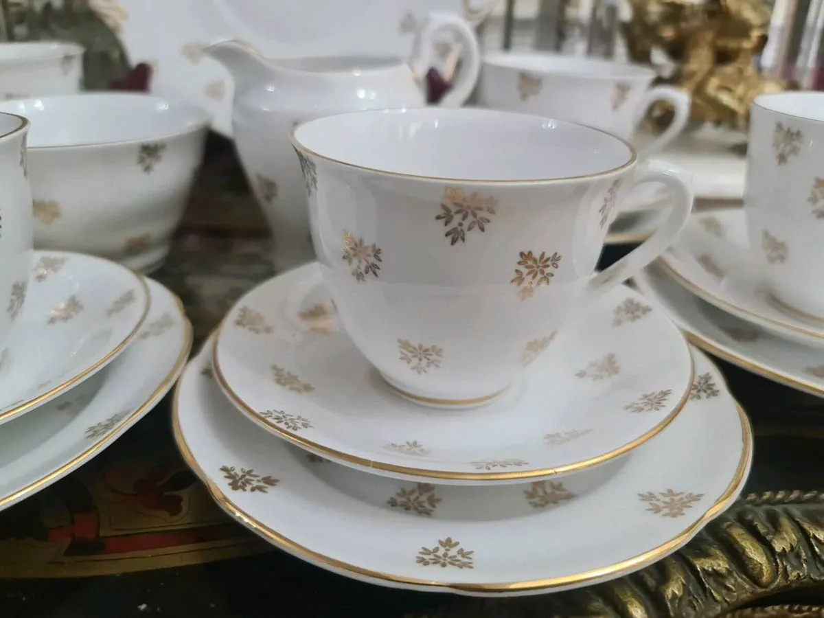 Royal Tara teaset - Image 4