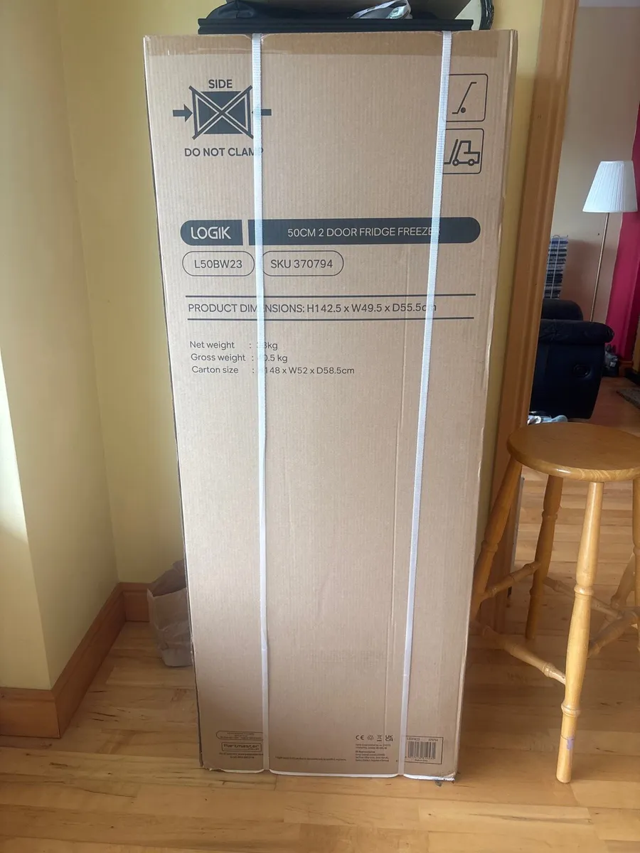 Logik 50cm 2 door fridge freezer - Image 1