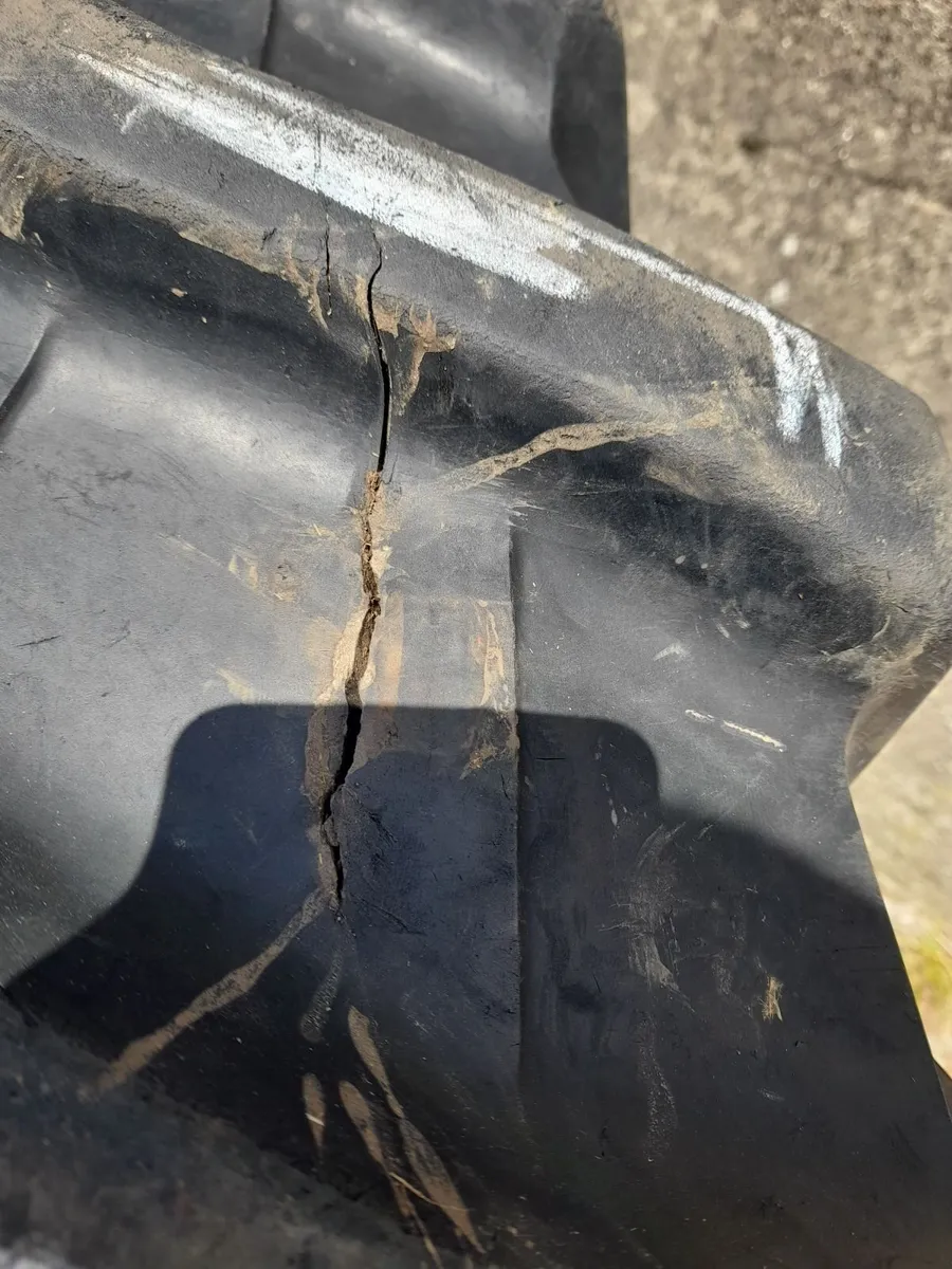Tractor  tyre - Image 1