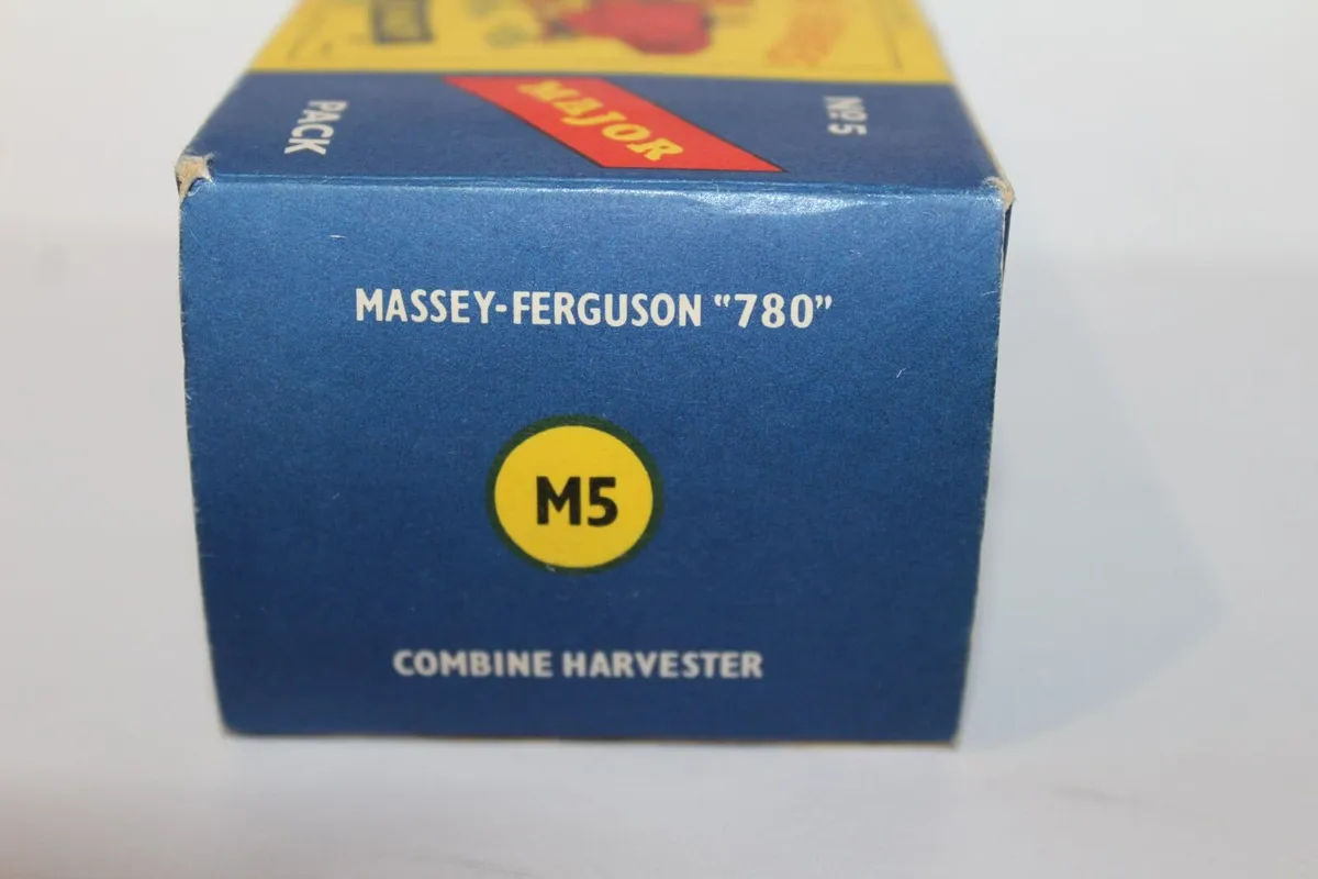 Matchbox - Massey Ferguson 780 Combine Harvester - Image 3
