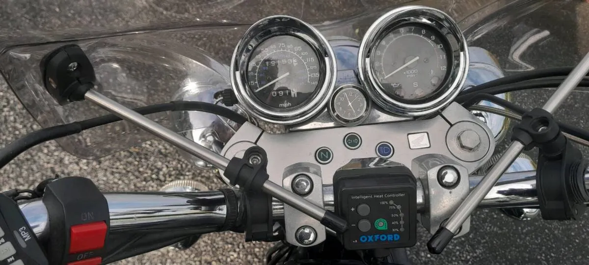 Motorcycle - Image 4