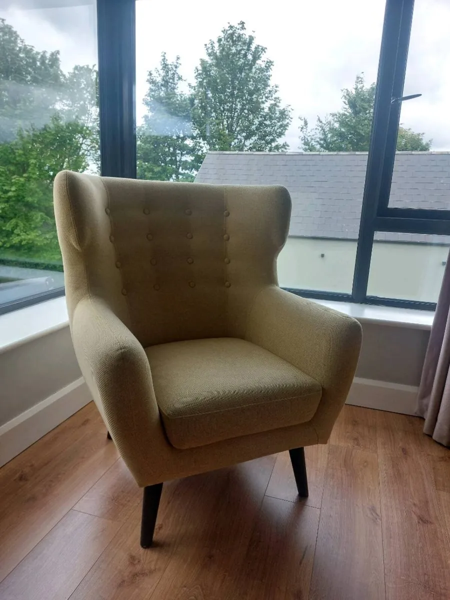 Made kubrick chair - Image 2