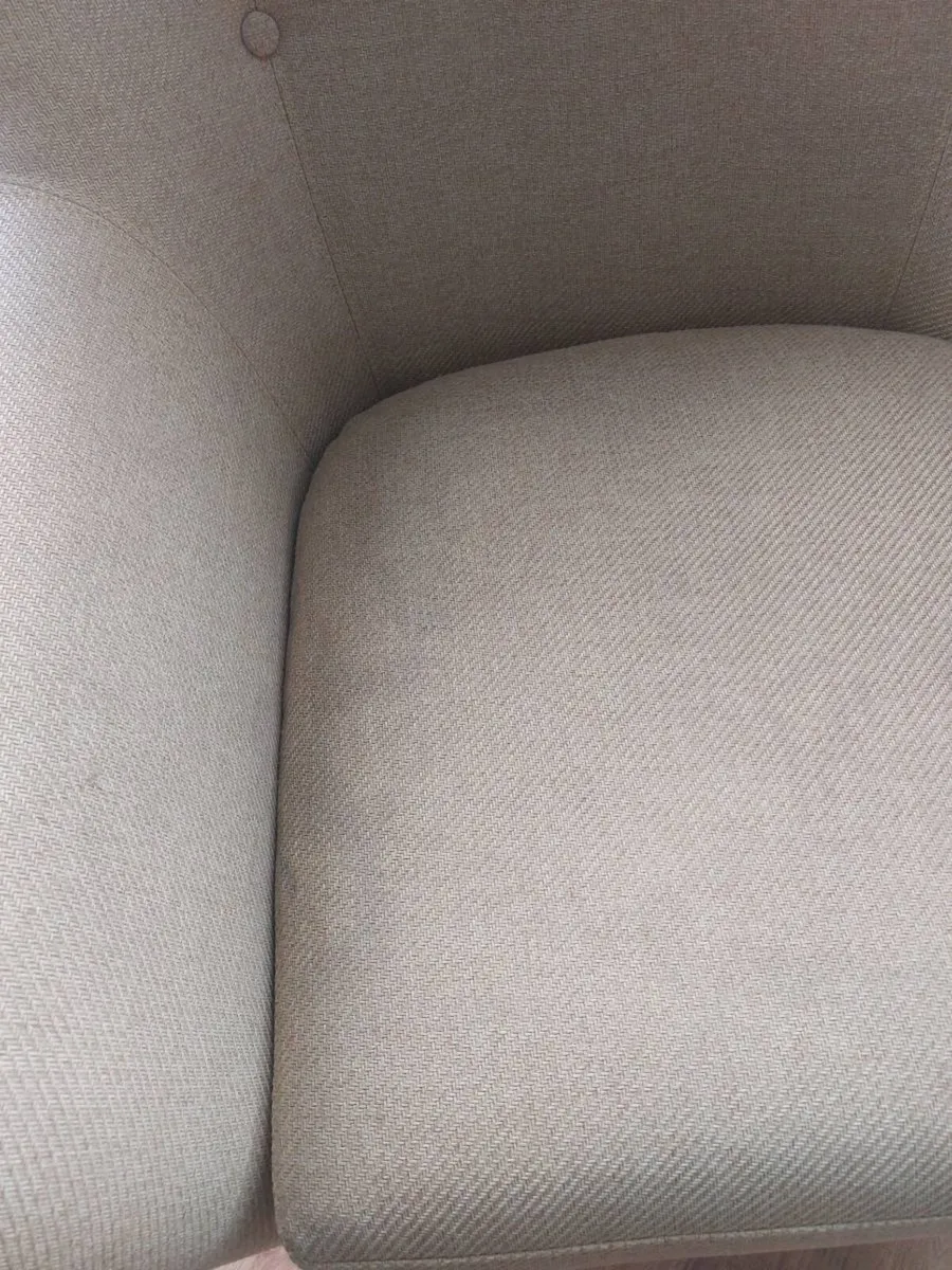Made kubrick chair - Image 3