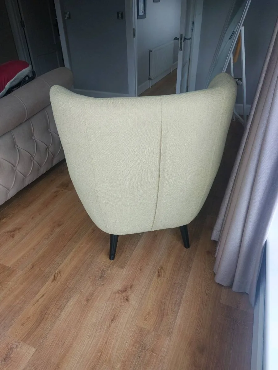 Made kubrick chair - Image 4