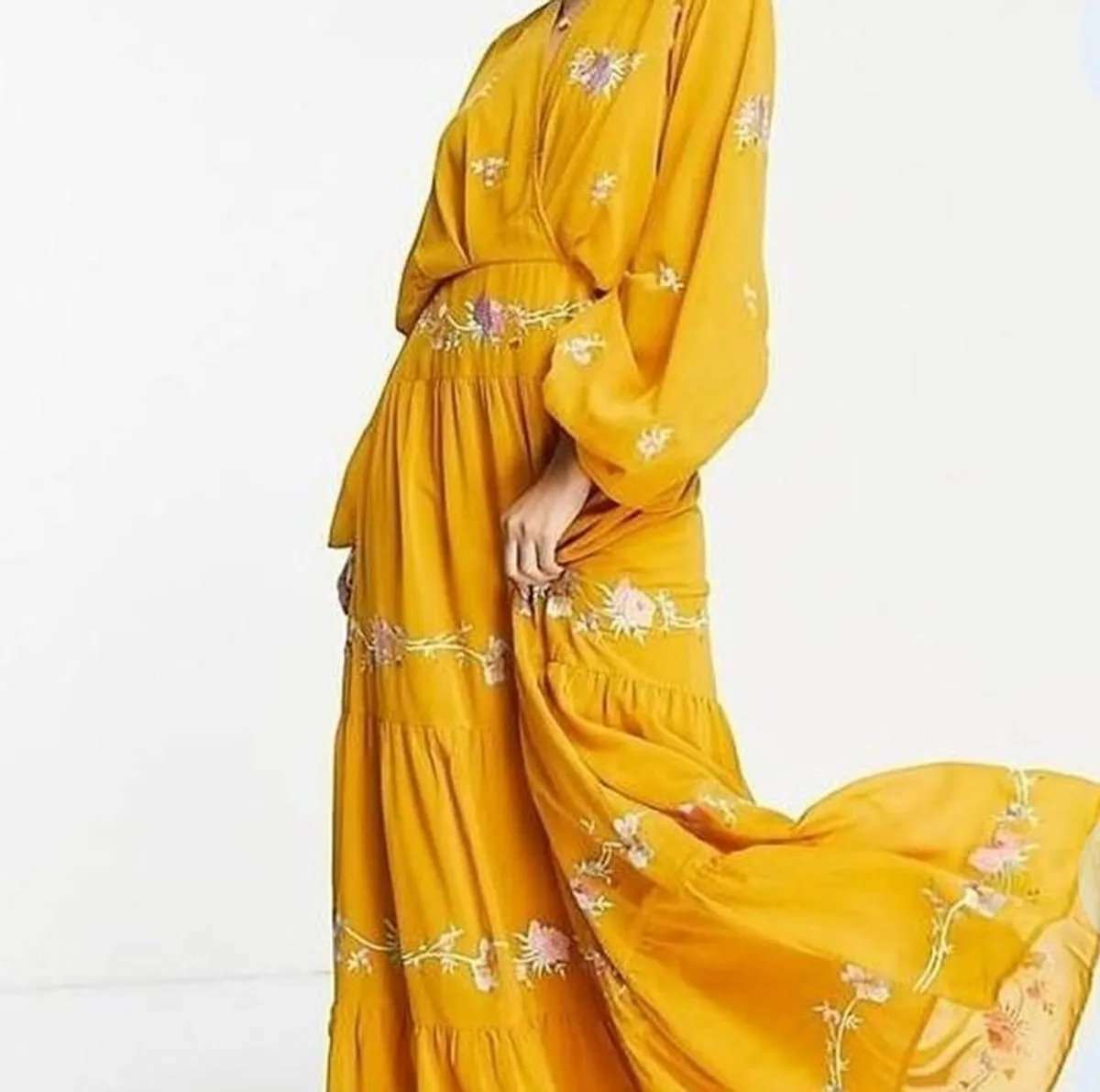 Dress Maxi Wedding ASOS Design Yellow Gold Embroidered Puff Sleeve Maxi Dress  Size UK 18 - Image 1