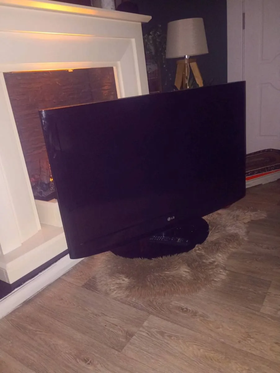 Tv - Image 1