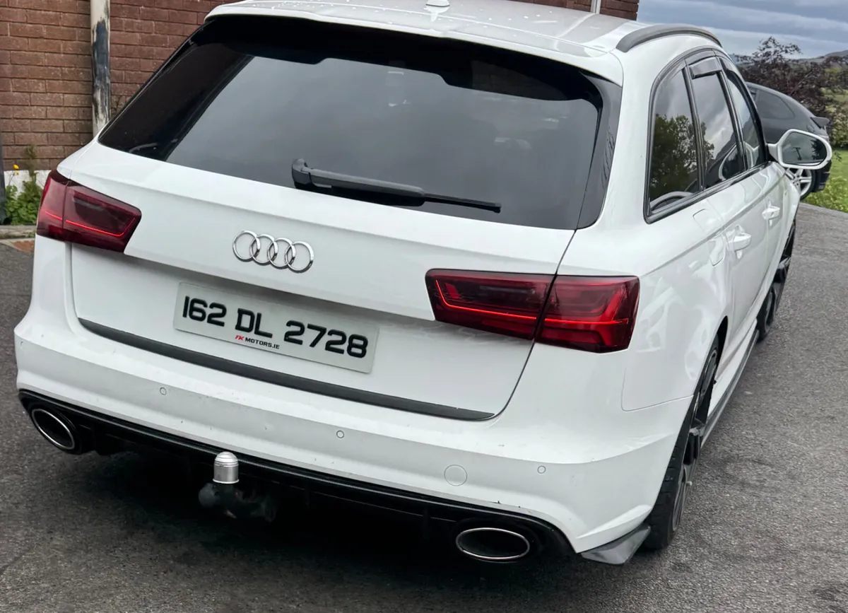 Tinted wind deflectors delivered - Image 1