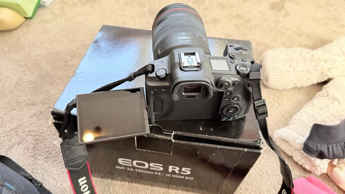 Canon - Image 3