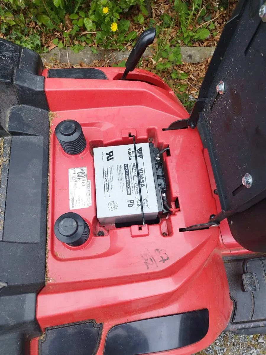 Ride lawnmower   / Coal Bunker - Image 4