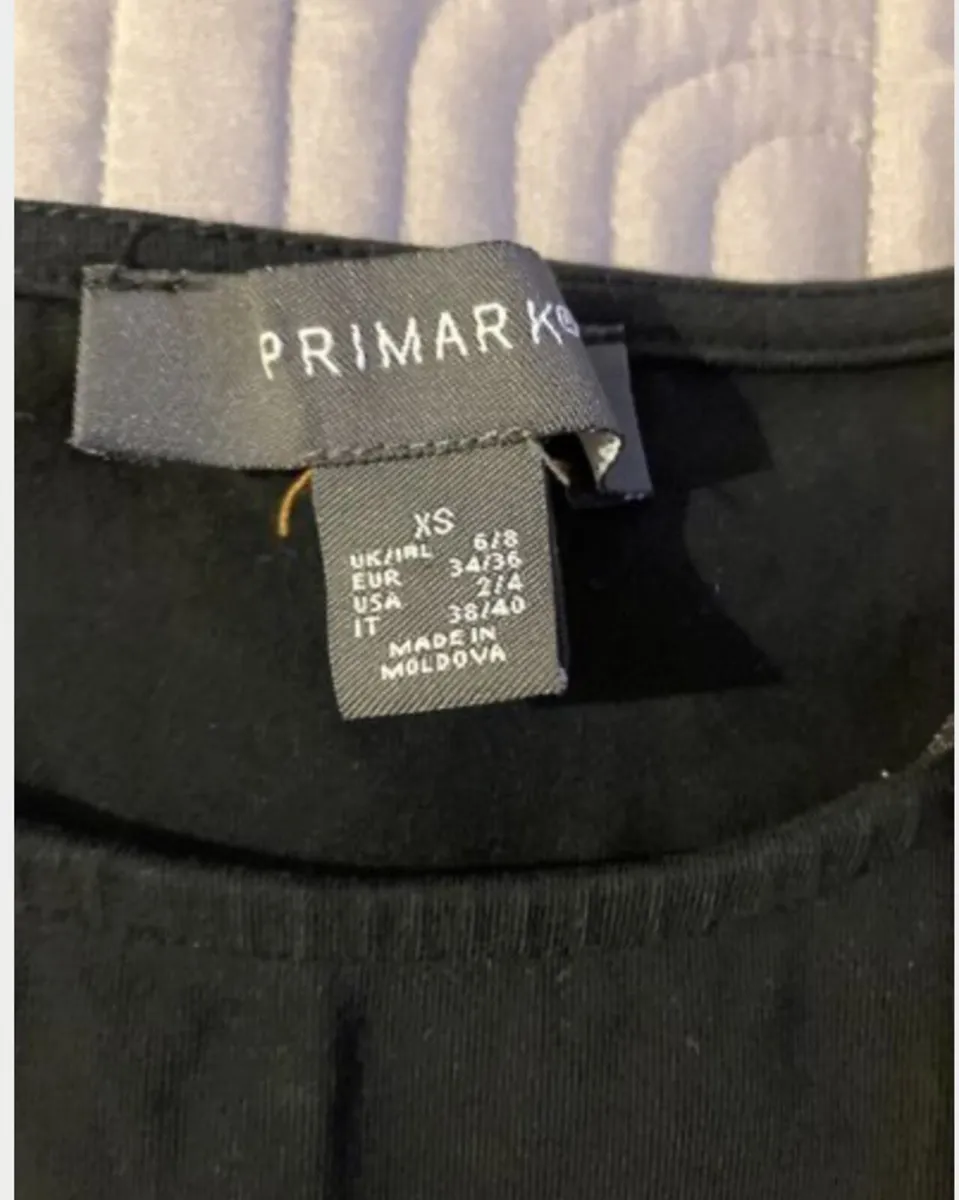 Lovely Penneys Top Size XS - Image 3