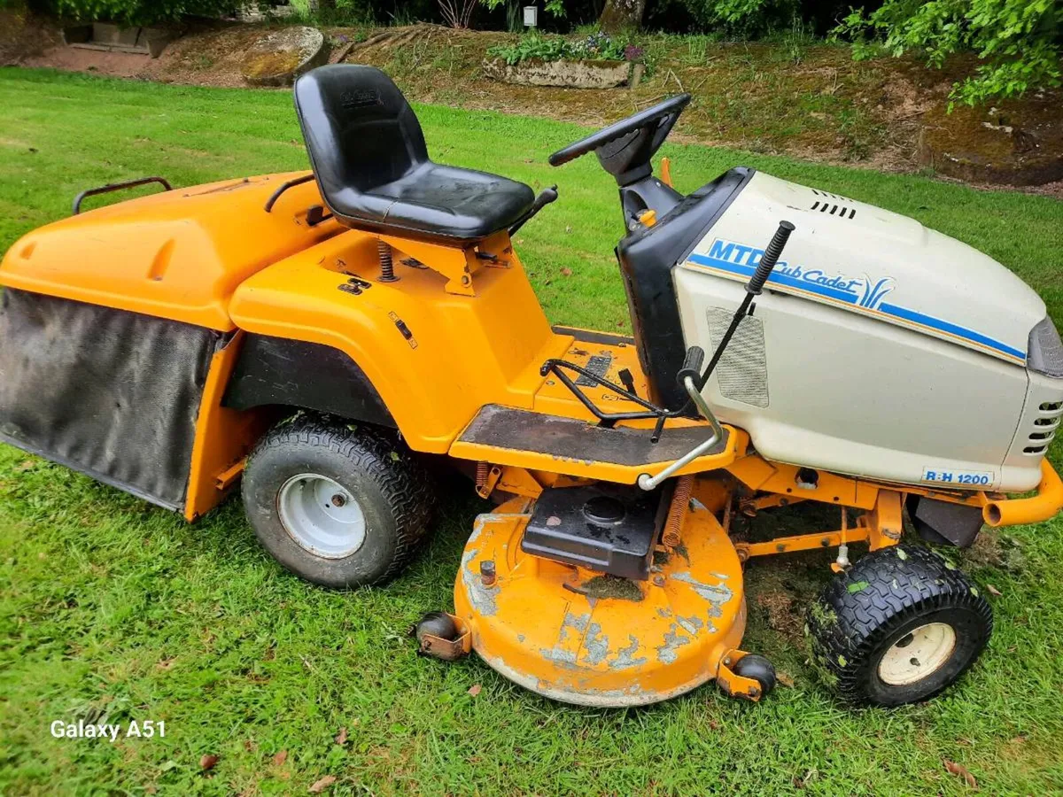 Cub cadet ride on mower - Image 3