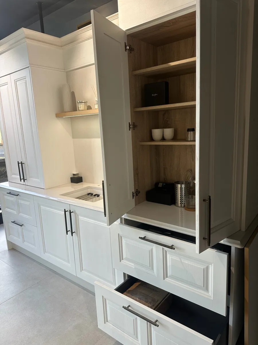 Kitchen display - Image 3