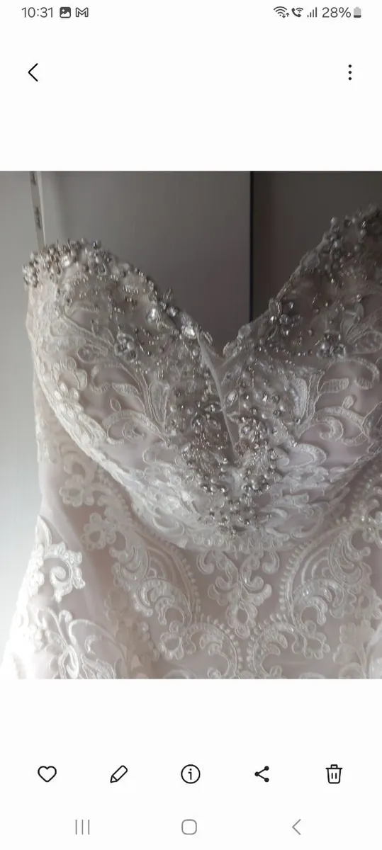 Wedding dress - Image 1