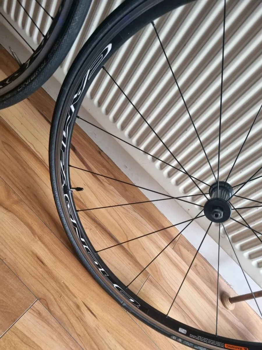 Campagnolo Khamsin Rim Brake Wheels - Image 2