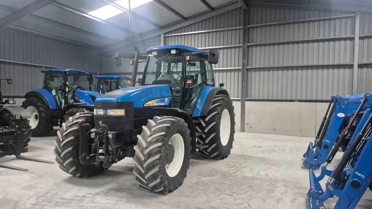 New Holland TM155 - Image 3