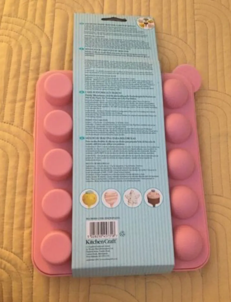 BNWT Cake Pop Mould - Image 2