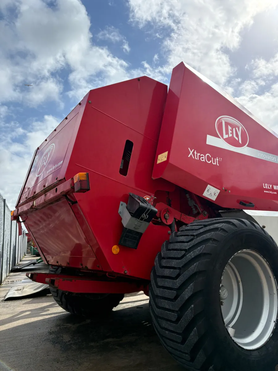 LELY Welger RP 235 baler - Image 4