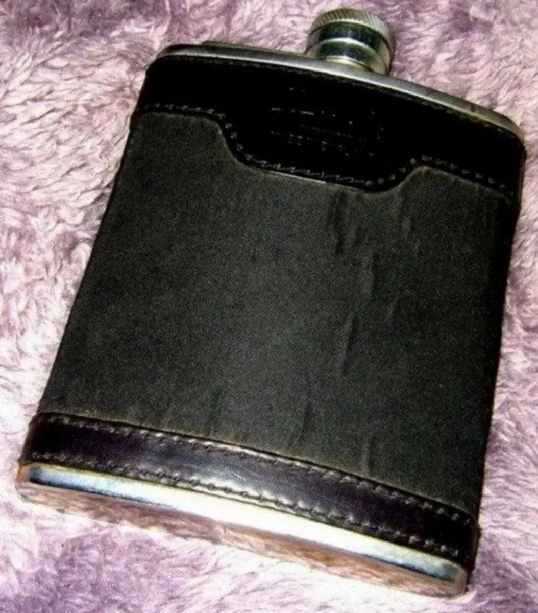 Vintage Harrods Hip Flask - Image 3
