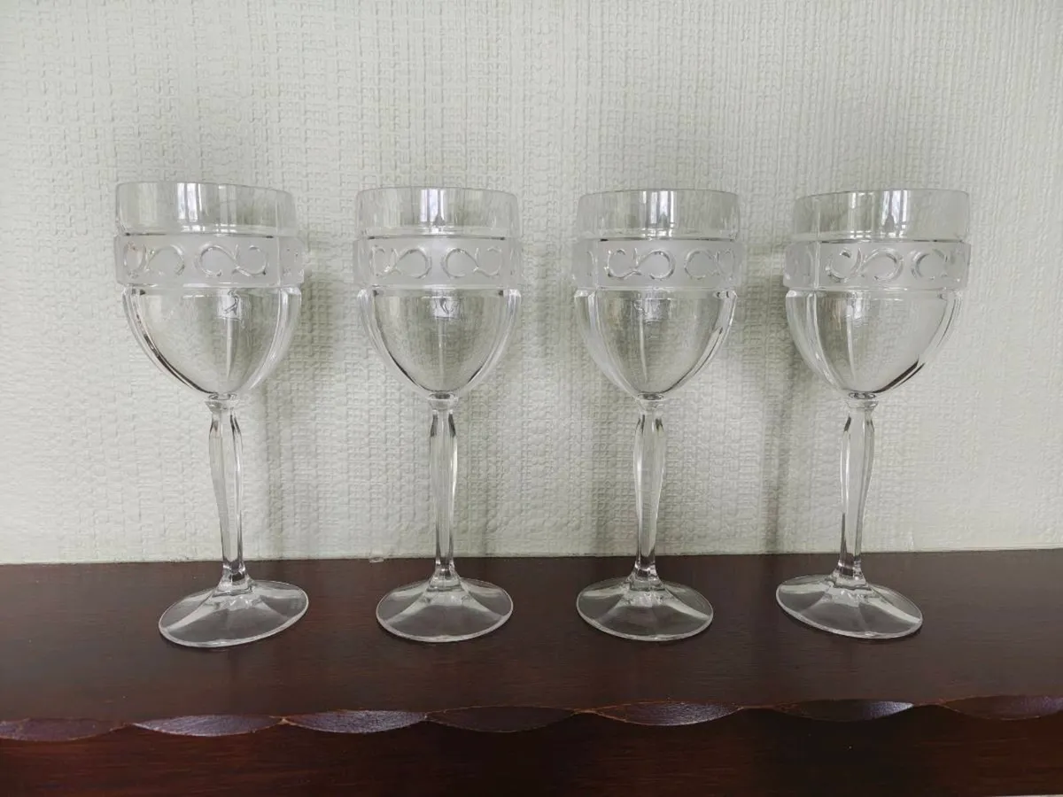 4 Marquis by Waterford Crystal Wine Glasses - Image 3