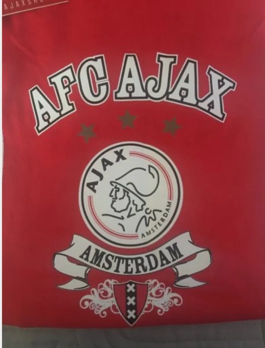 Ajax Football T-shirt Size Age 12/13 - Image 1