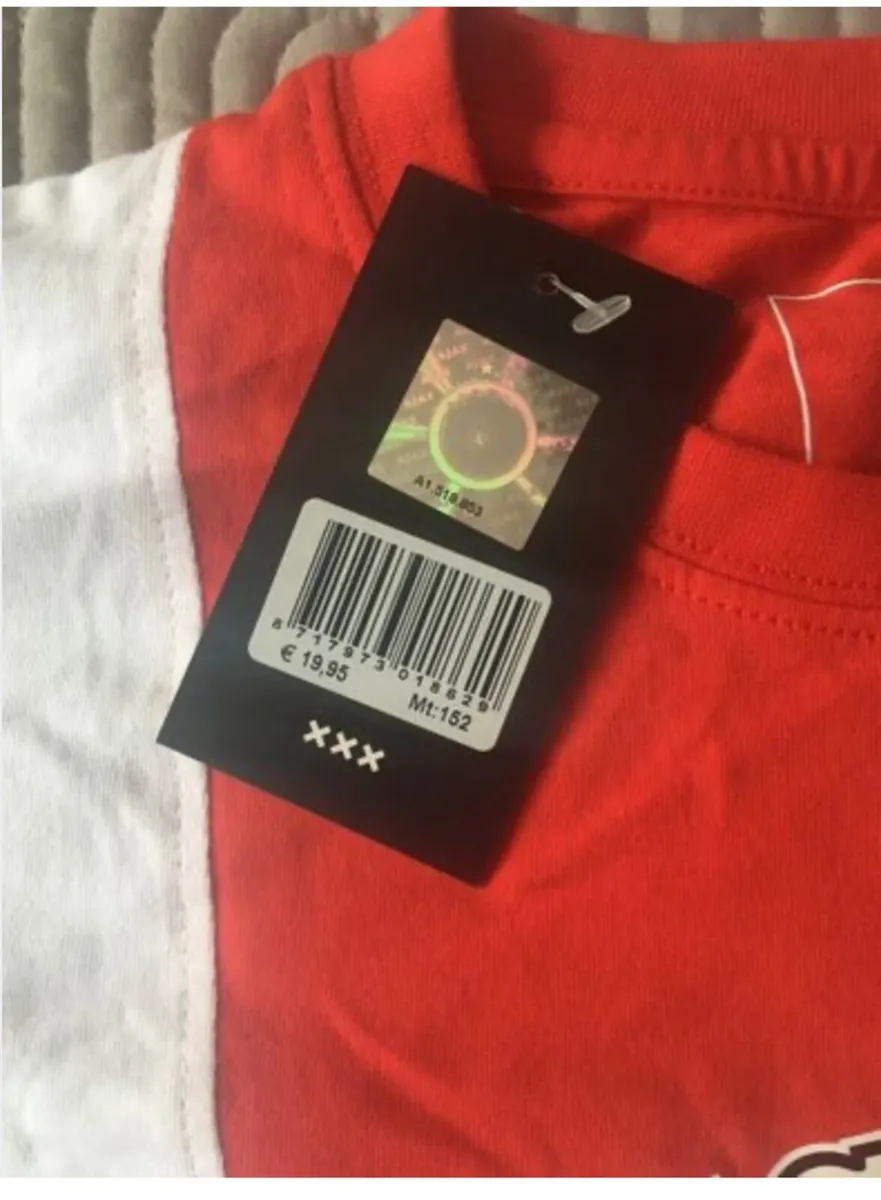 Ajax Football T-shirt Size Age 12/13 - Image 3