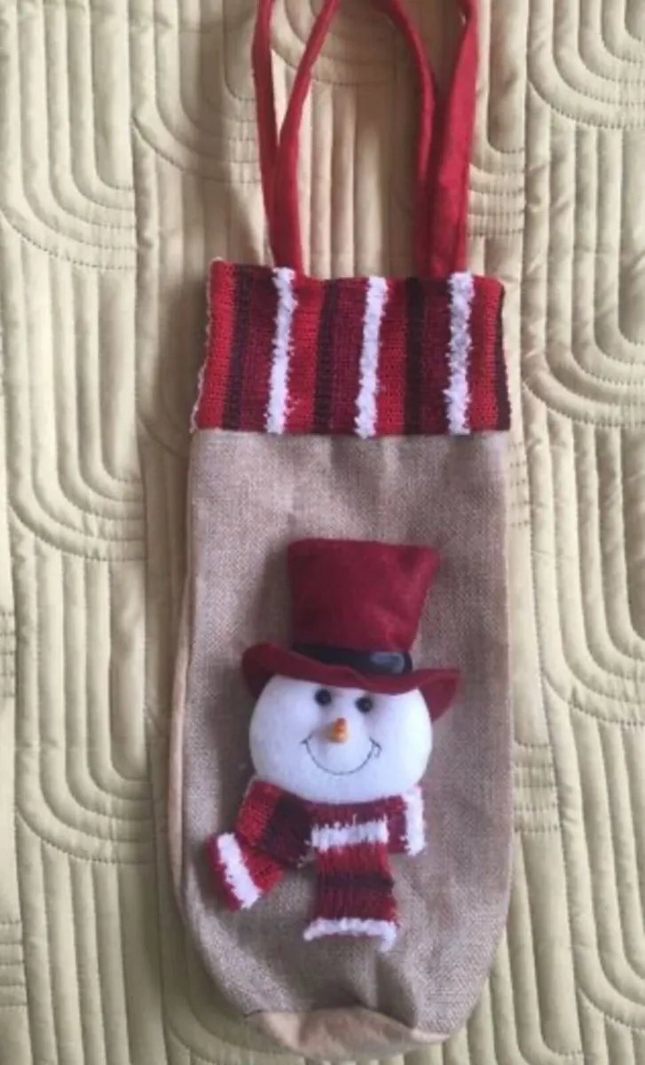 Christmas novelty Wine bottle gift bag - Image 1