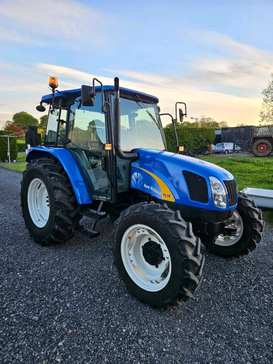 New holland TL 70A - Image 1