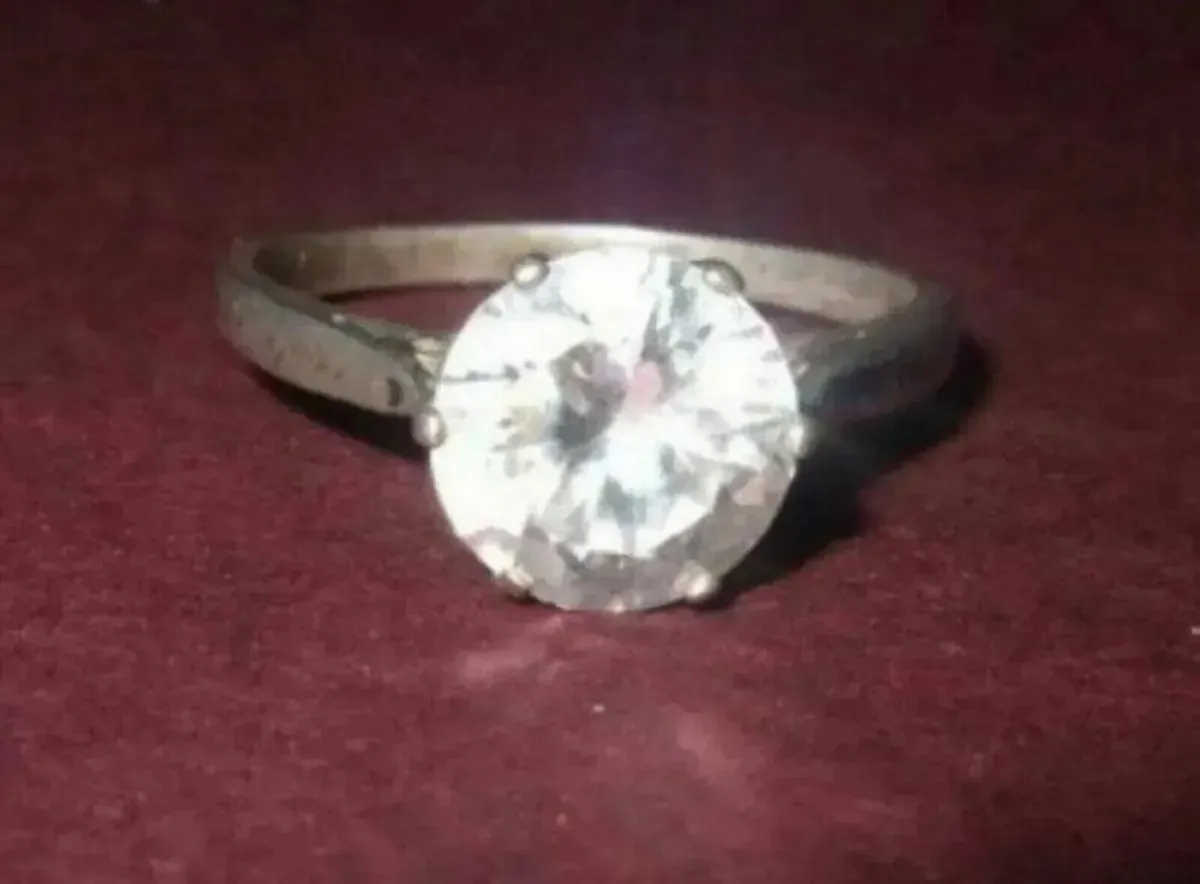 Vintage Hallmarked Silver approx 2ct Solitaire - Image 2
