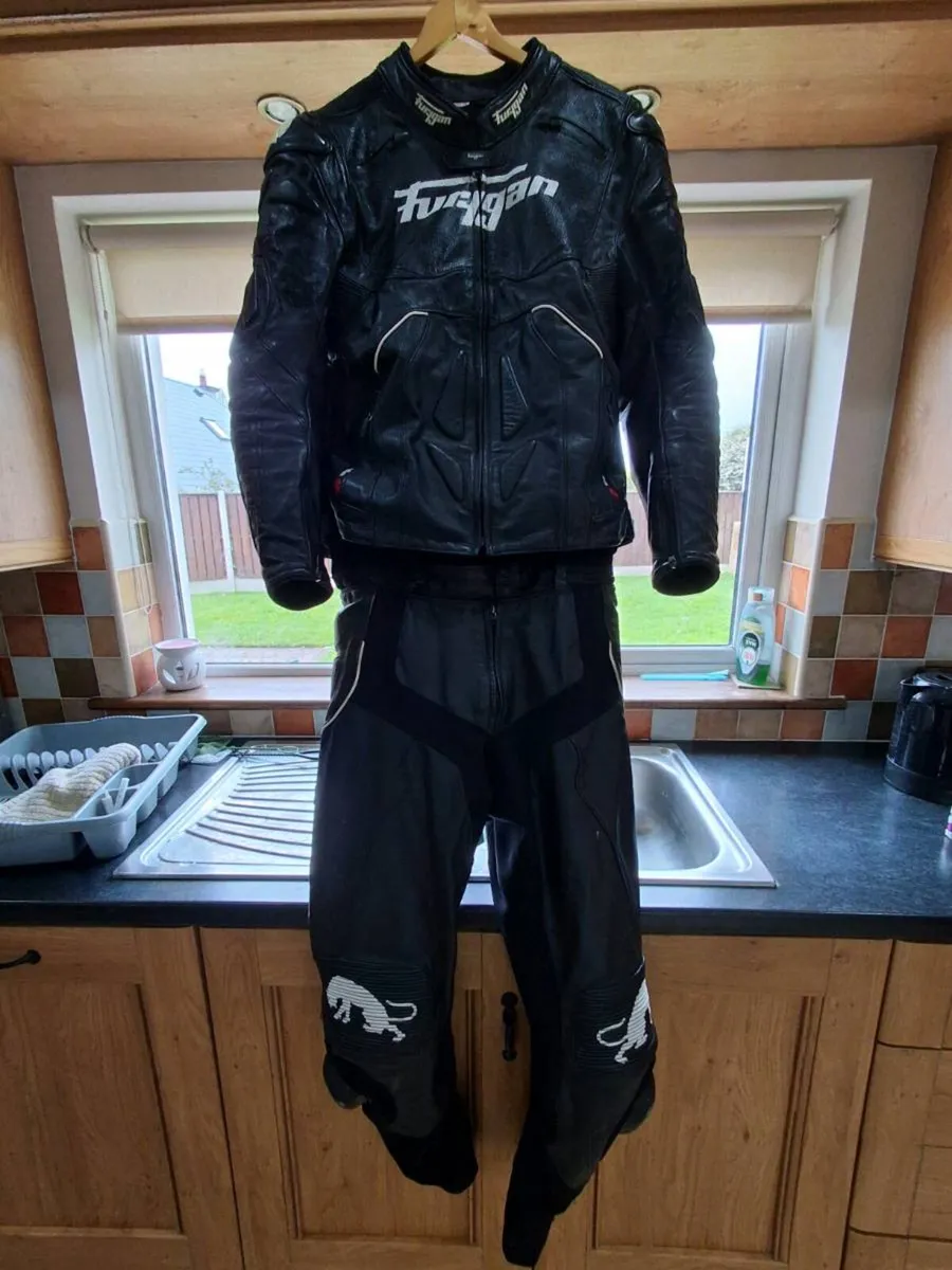 Motorbike gear - Image 2