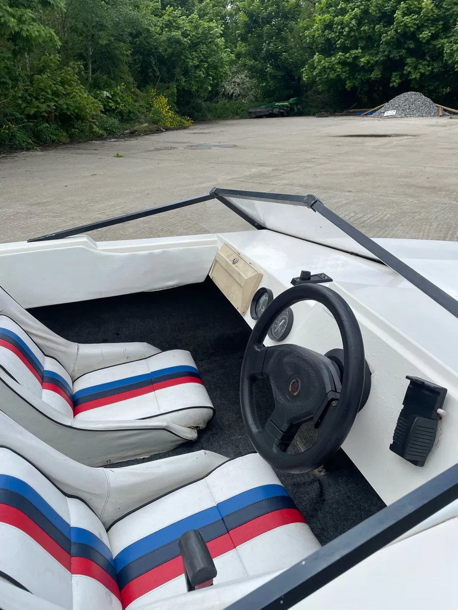 Speedboat - Image 4