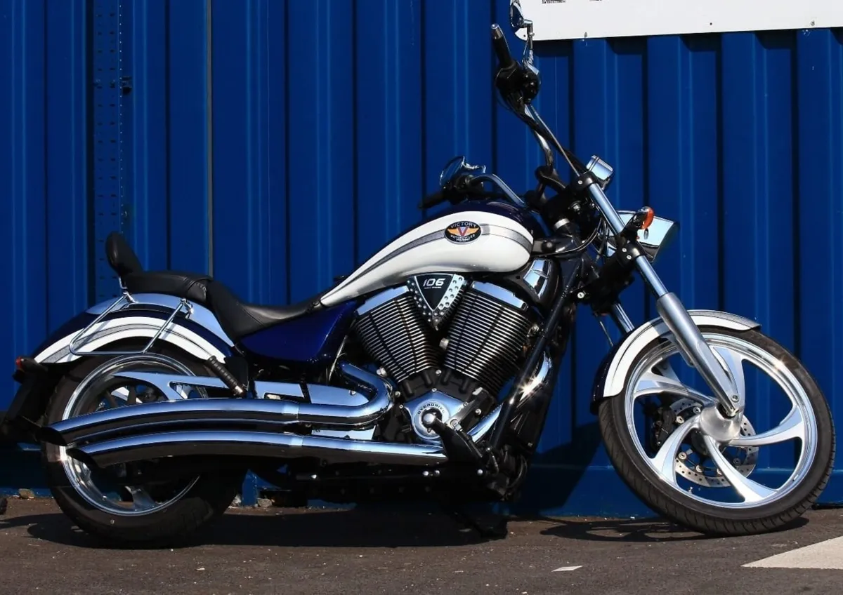 2011 Victory Vegas 1731 Limited Edition - Image 3