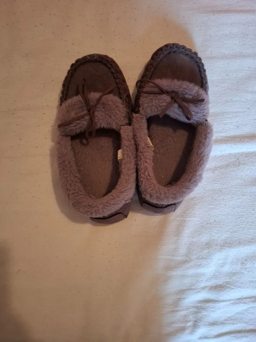Slippers - Image 1