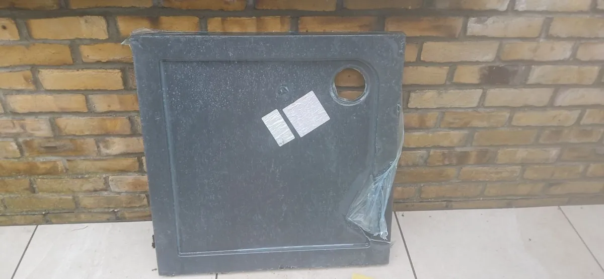 Shower tray - Image 1