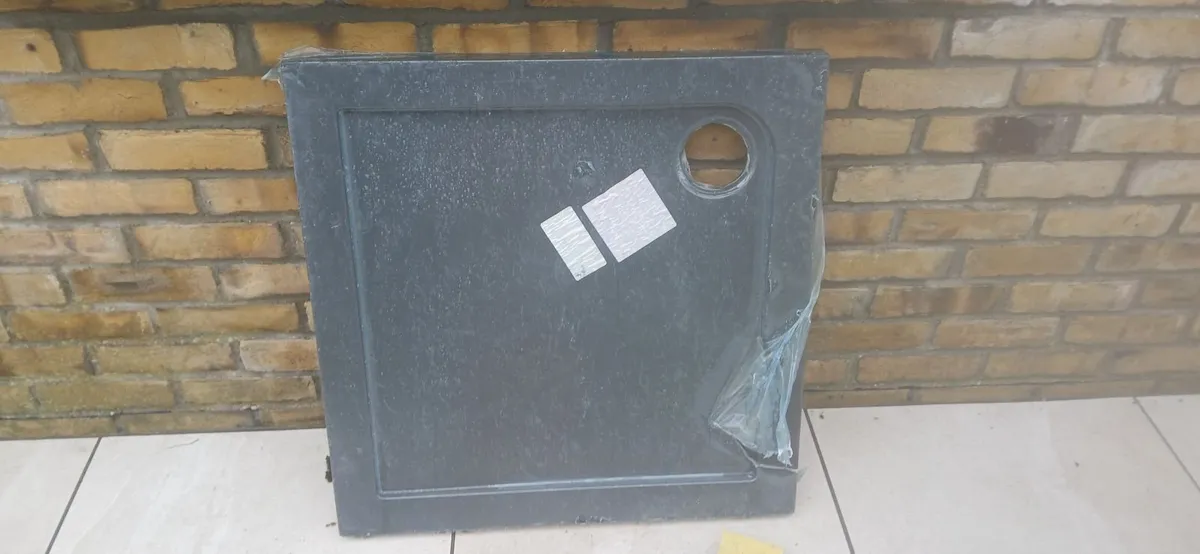 Shower tray - Image 2