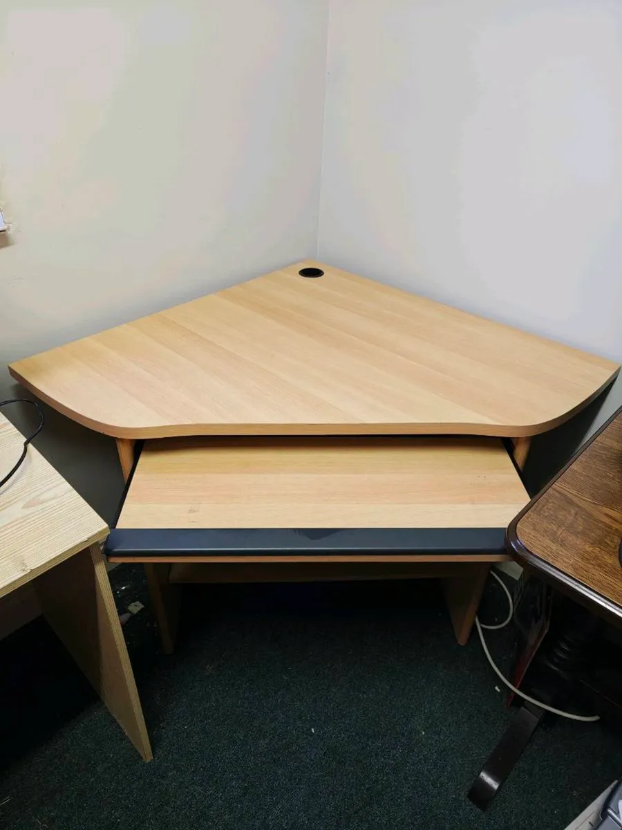 Corner Computer Desk / Workstation - Image 2