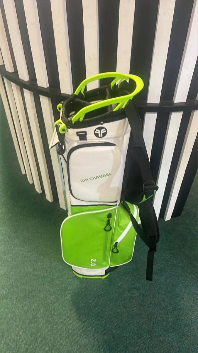 Fastfold Orbiter RAIN DRY Stand bag Only €139 - Image 3