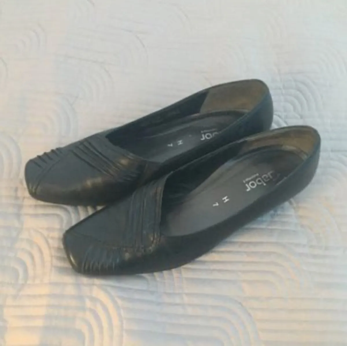 Gabor shoes Size 7 - Image 1