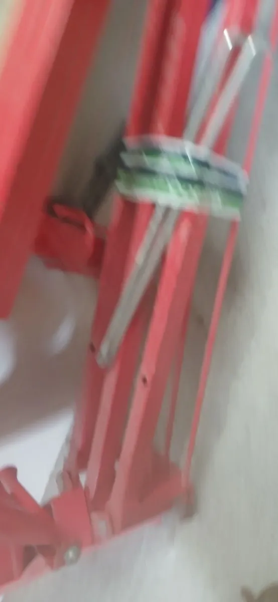 Plasterboard lift - Image 1