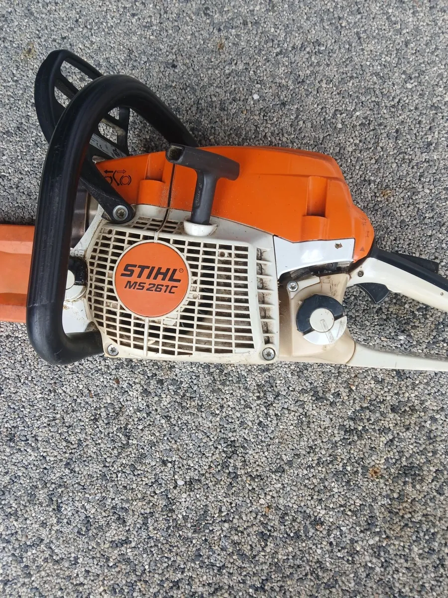STIHL MS261C Chainsaw - Image 1