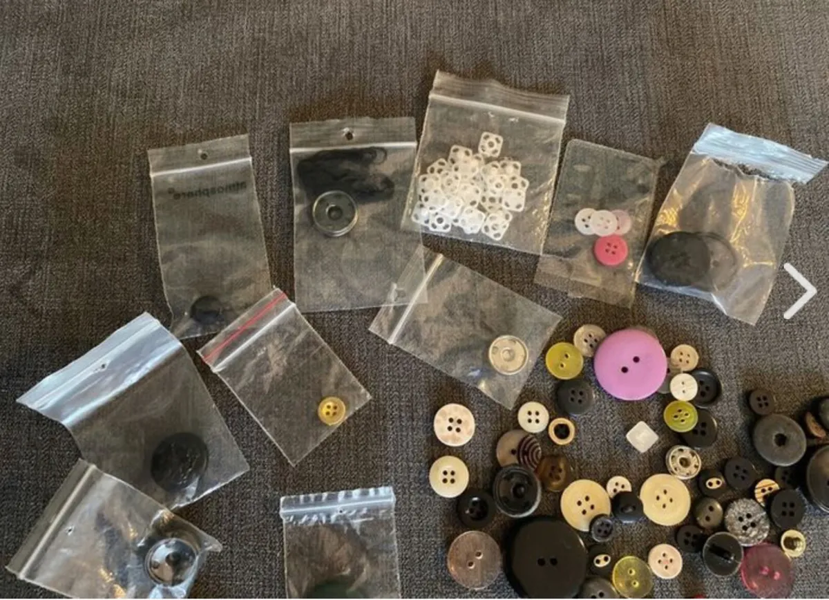 Buttons - Assorted - Image 3
