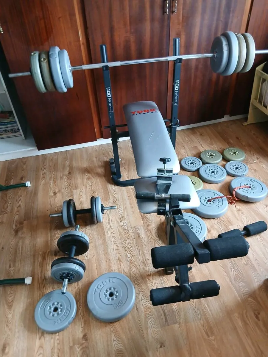 Bench press & weights - Image 4