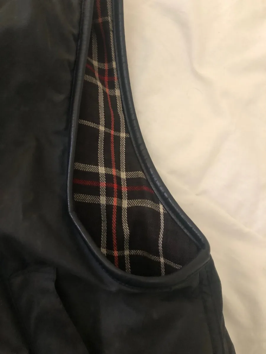Barbour Westmorland Vintage waxed Gilet 3 Crest - Image 3