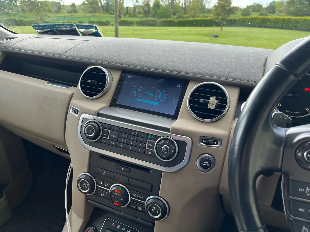 Landrover discovery 4 - Image 3