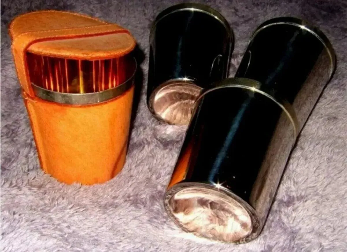 Vintage Harrods Stirrup Cups / Leather - Image 4