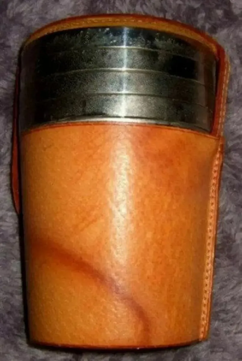 Vintage Harrods Stirrup Cups / Leather - Image 3