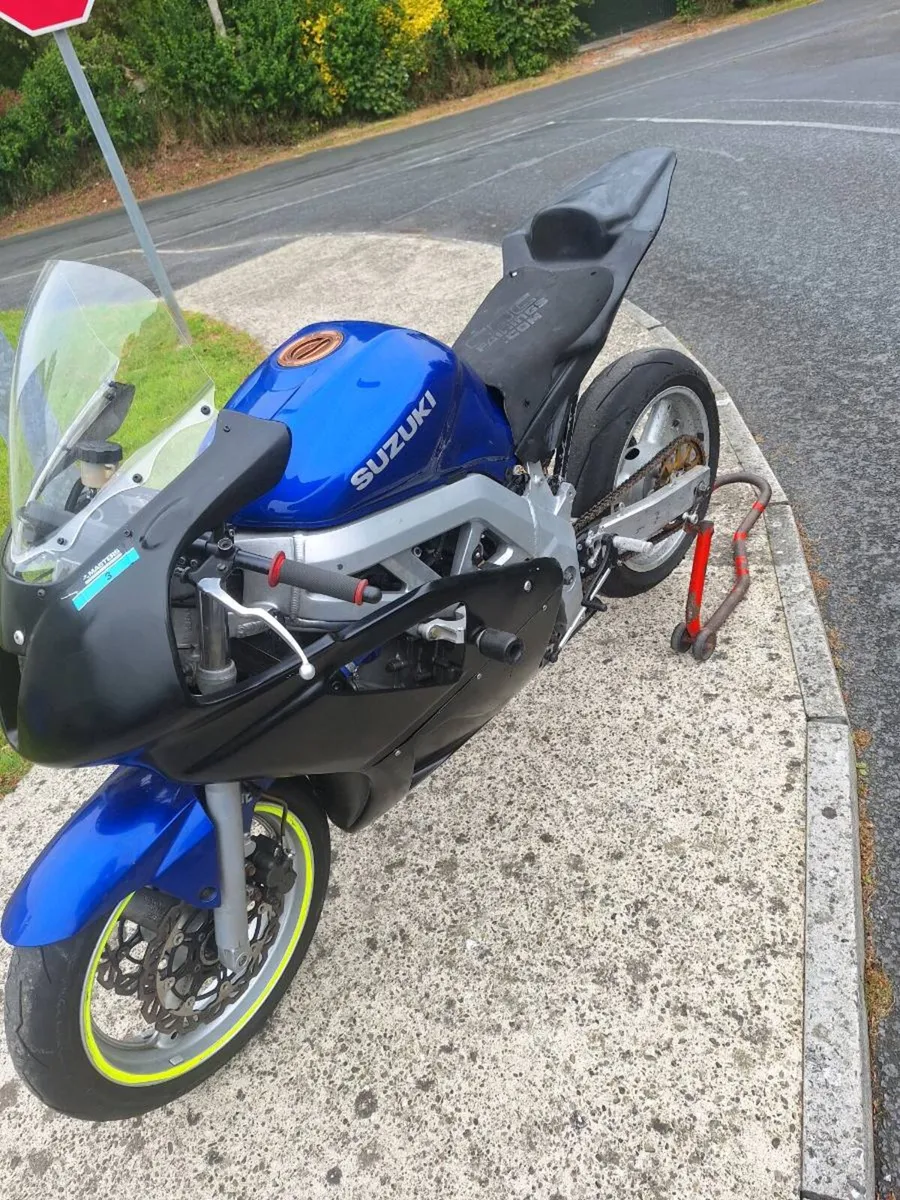 Suzuki sv650 track bike - Image 2