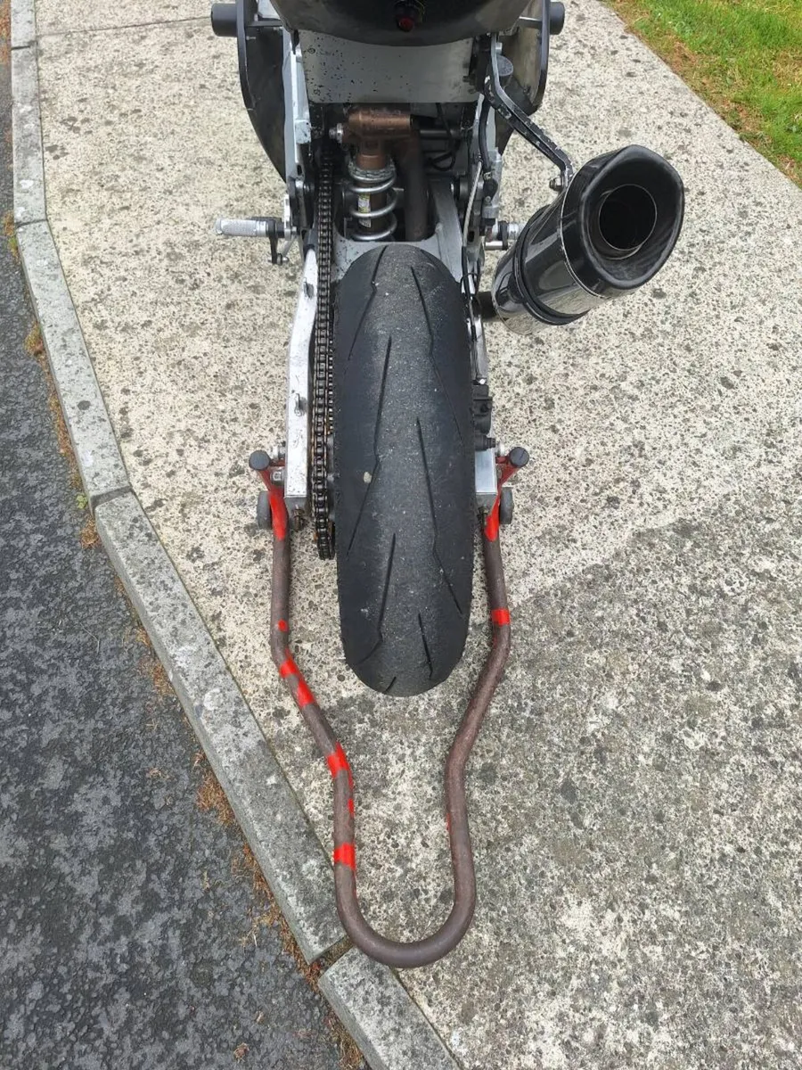 Suzuki sv650 track bike - Image 4
