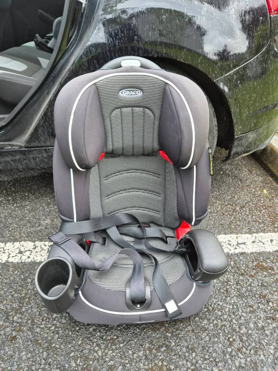 FREE Baby and Toddler Car Seat - Image 1