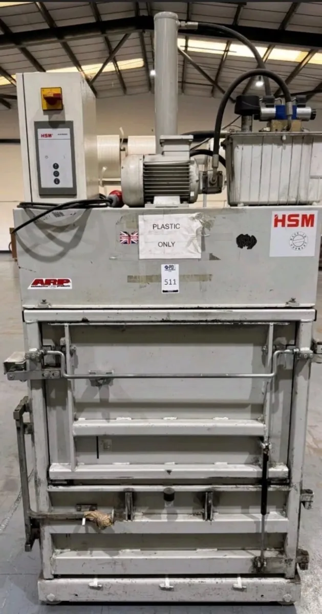Cardboard Plastic Compactor Baler - Image 2